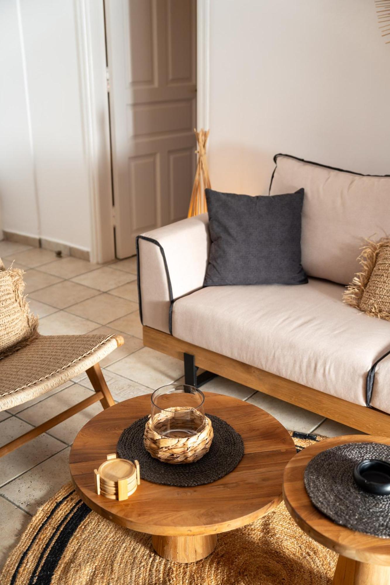 Villa Antonis Chalki Town Luaran gambar
